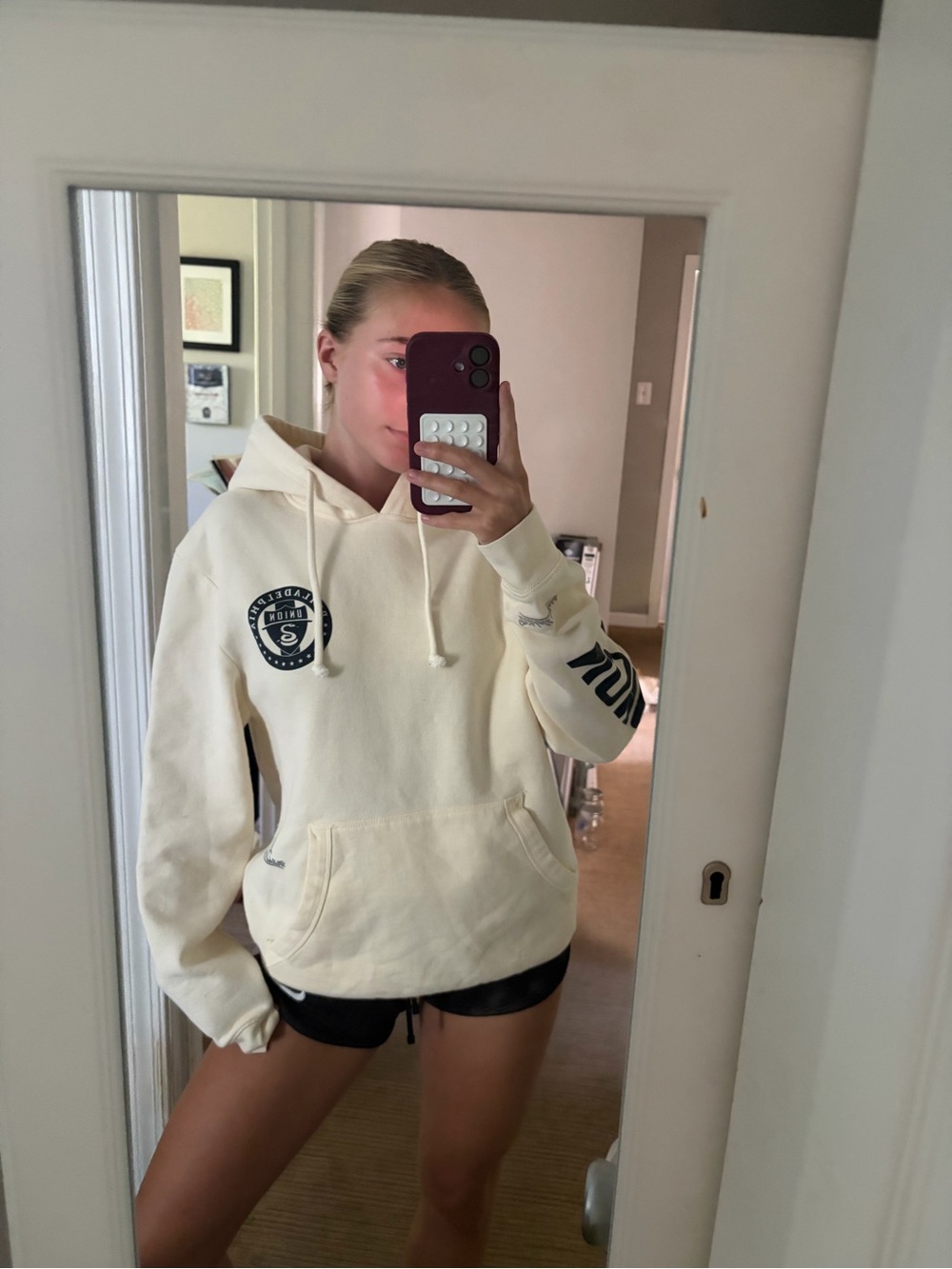 Philadelphia Union Mitchell & Ness Cream Logo Pullover Hoodie - Women’s